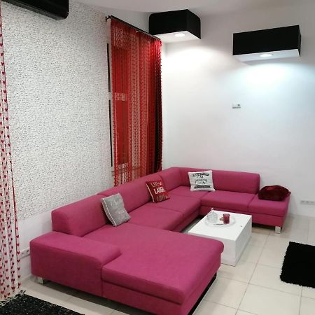 Appartamento Apartament Josefin Timisoara Esterno foto