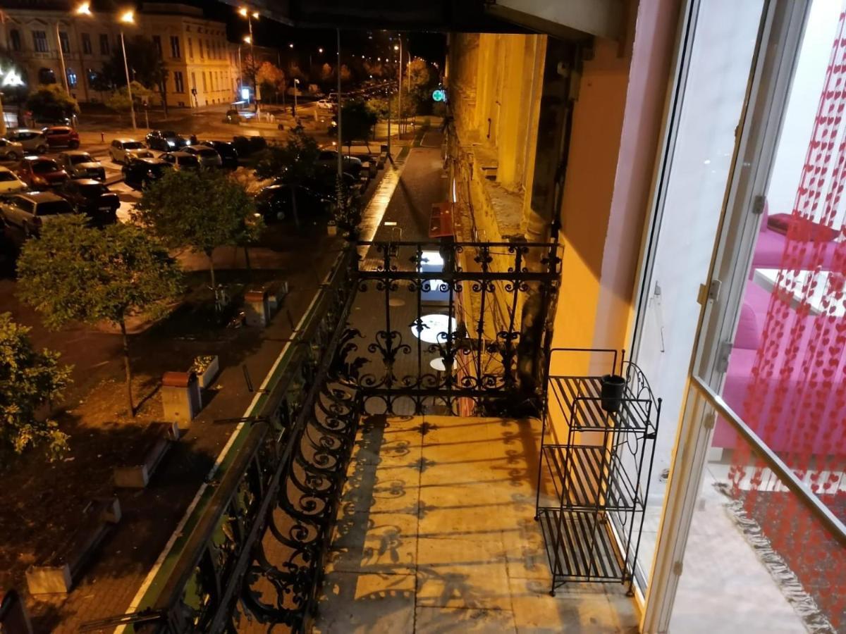 Appartamento Apartament Josefin Timisoara Esterno foto