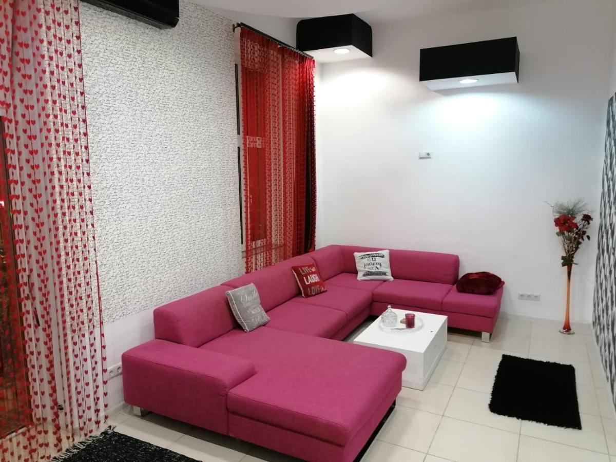 Appartamento Apartament Josefin Timisoara Esterno foto